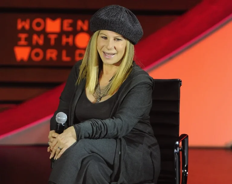 Barbra Streisand registra la canzone per “Il tatuatore di Auschwitz”